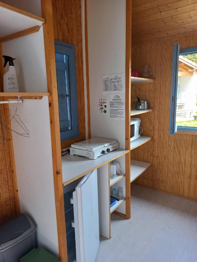 Camping Les Feuilles Chauffailles Extérieur photo