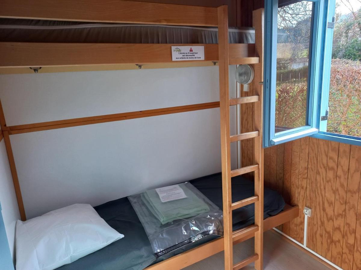 Camping Les Feuilles Chauffailles Extérieur photo