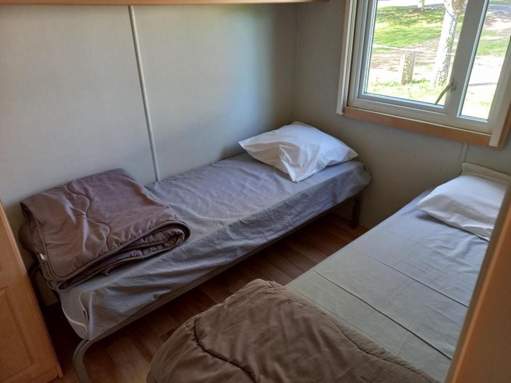 Camping Les Feuilles Chauffailles Extérieur photo