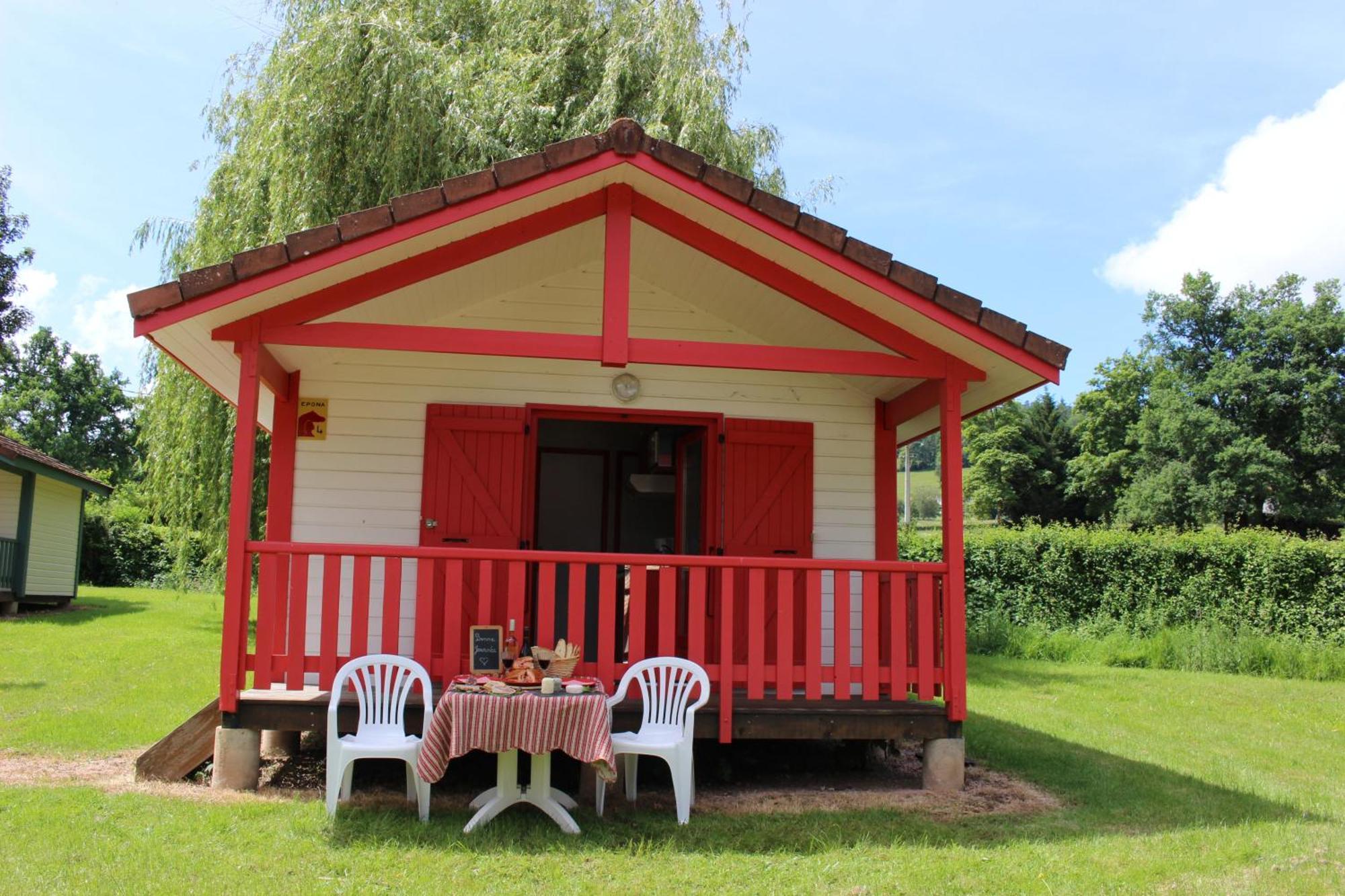 Camping Les Feuilles Chauffailles Extérieur photo